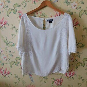 🦅 American Eagle Embroided White Blouse L